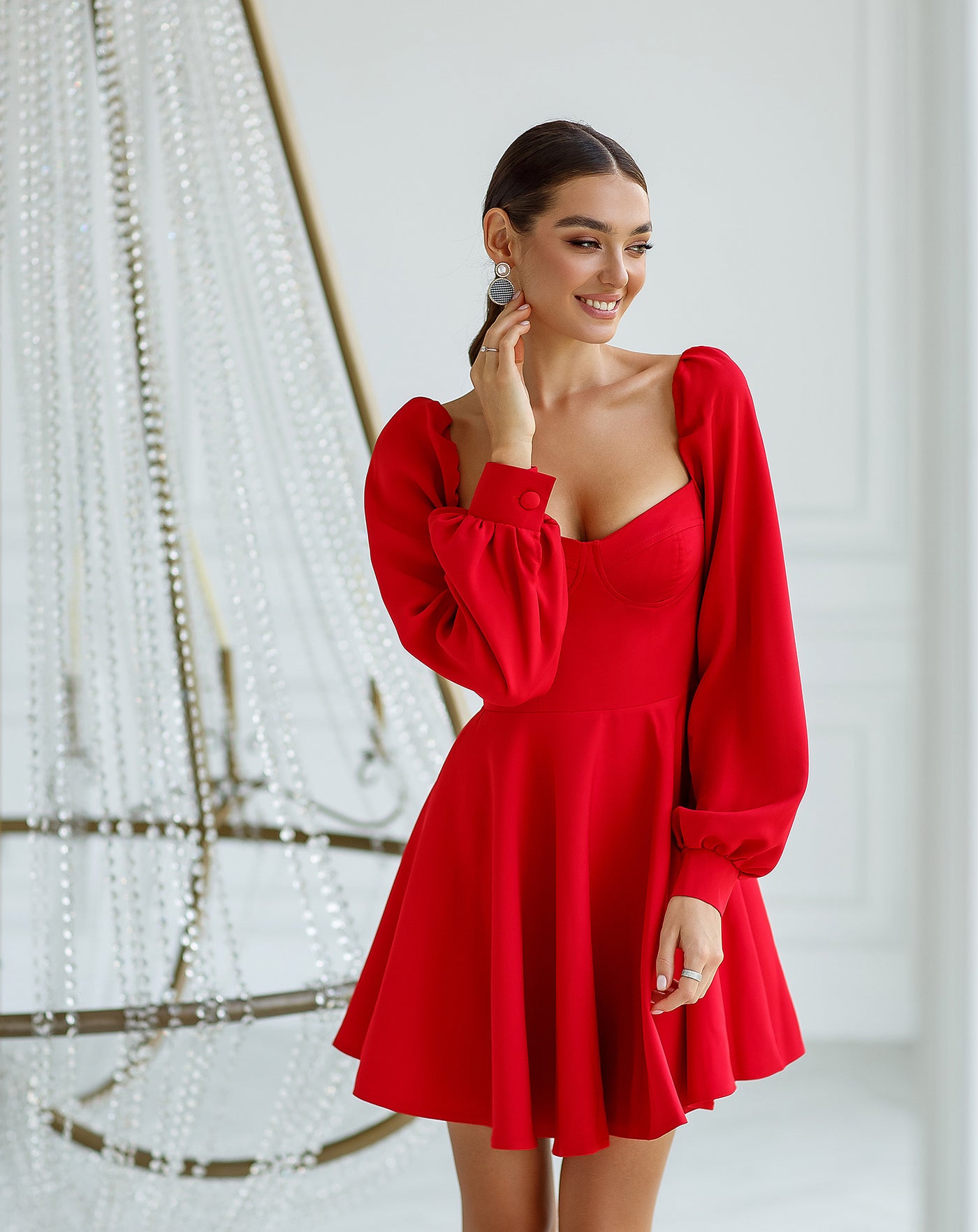 Red Backless Puff Sleeve Mini Dress (article 403)