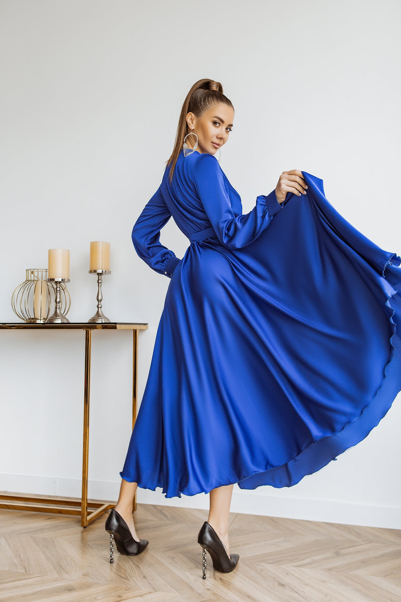 Blue midi long sleeve dress (article C393)