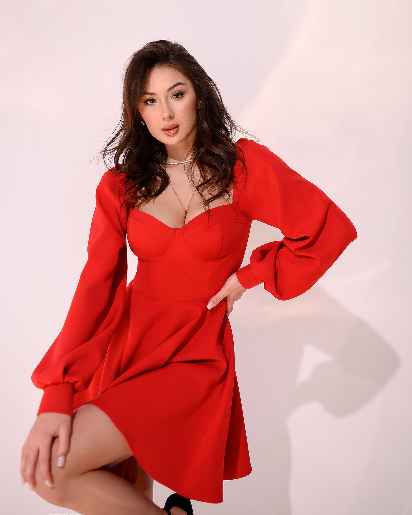 Red Backless Puff Sleeve Mini Dress (article 403)