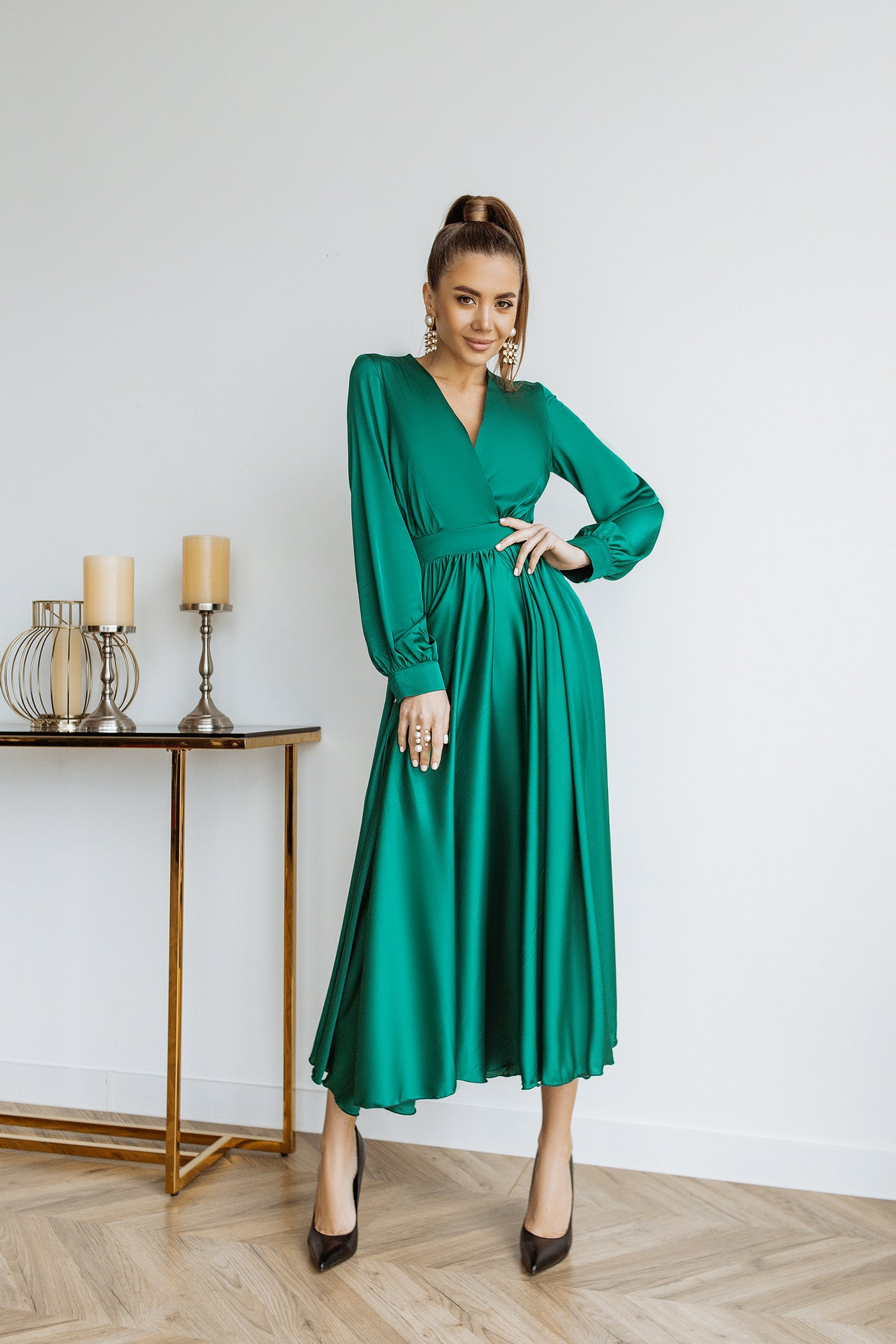 Emerald MIDI LONG SLEEVE DRESS (ARTICLE C393)