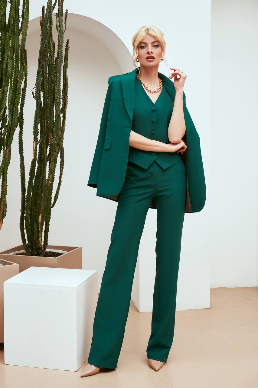 Emerald REGULAR-FIT 3-PIECE SUIT (ARTICLE 402)