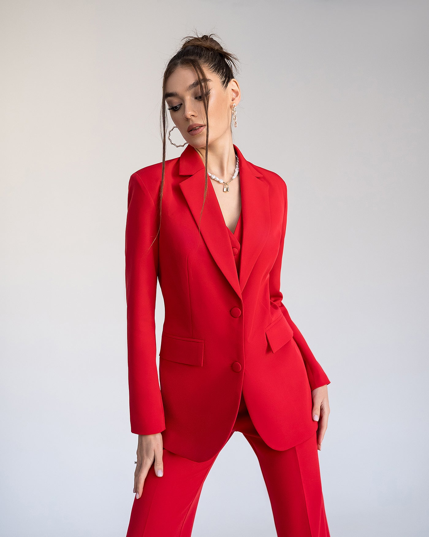 Red Regular-Fit 3-Piece Suit (article 402)