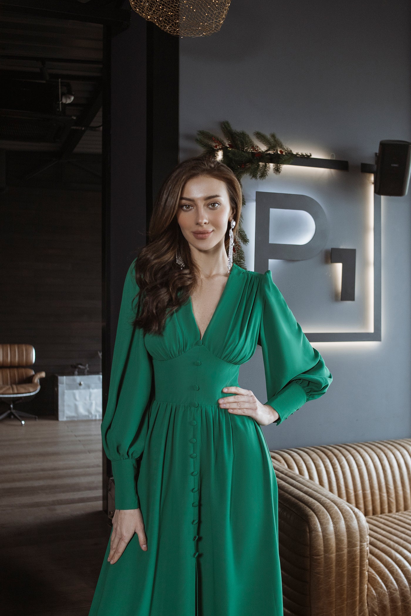 Green V-NECK BUTTONED PUFF-SLEEVE MIDI DRESS (ARTICLE C392)