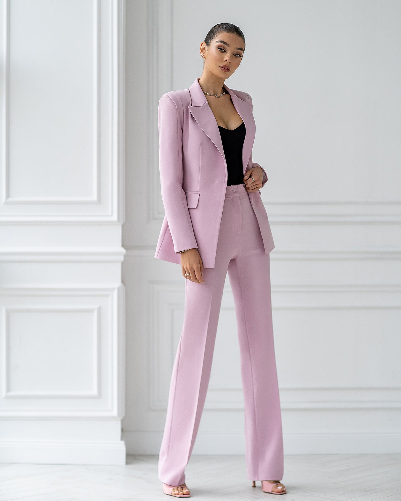 Dusty Pink Single-Breasted Suit 2-Piece (article 354)