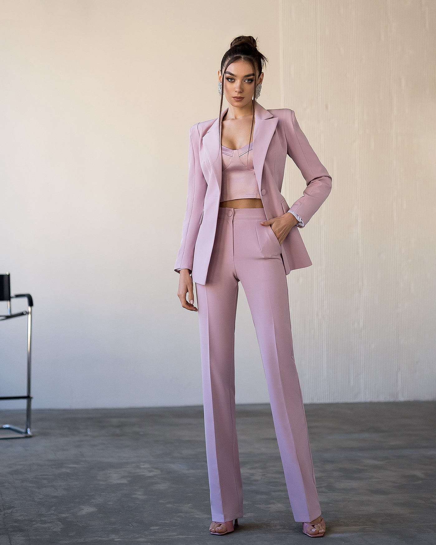 Dusty Pink Single-Breasted Suit 2-Piece (article 354)