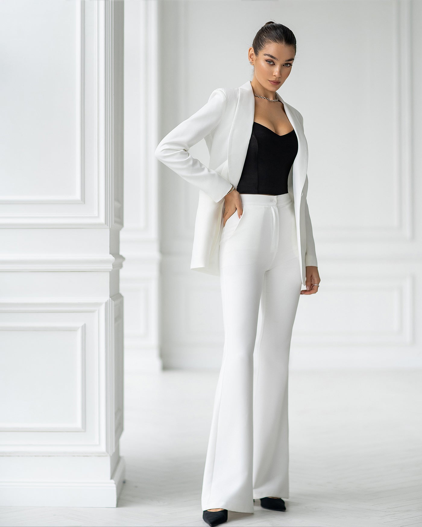 White Shawl Lapel Suit 2-Piece (article 314)