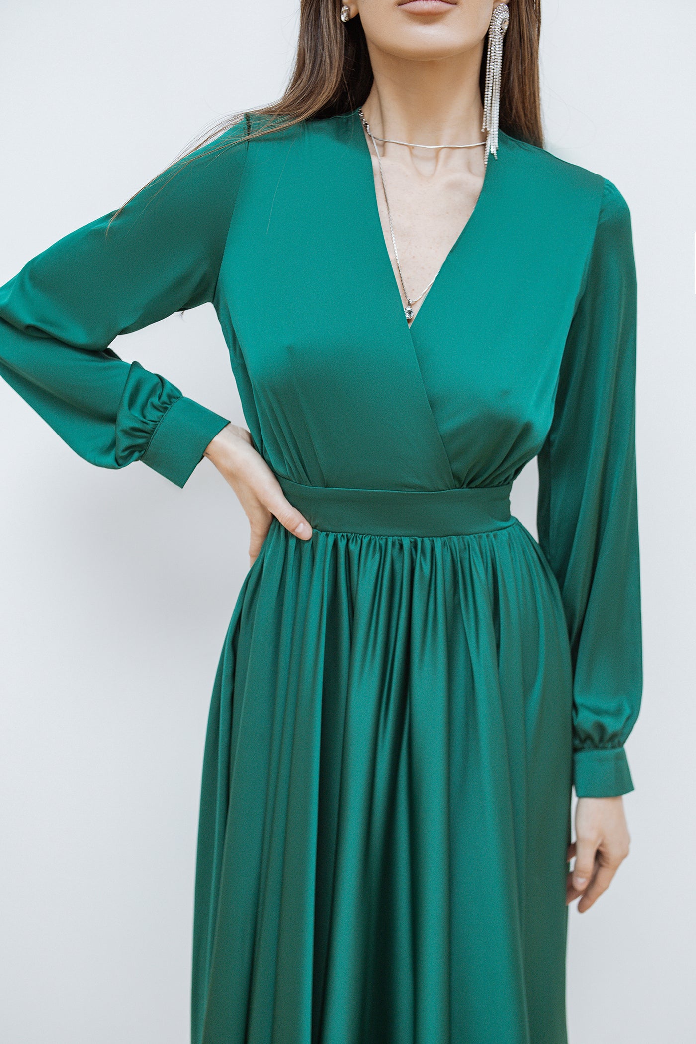 Emerald MIDI LONG SLEEVE DRESS (ARTICLE C393)