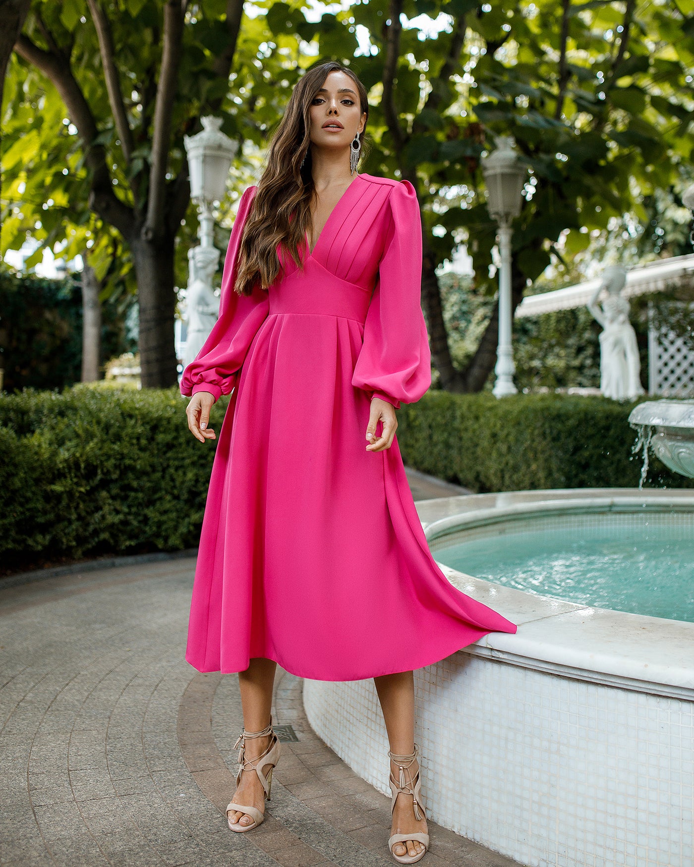 Crimson V-Neck Puff-Sleeve Midi Dress (article 352)