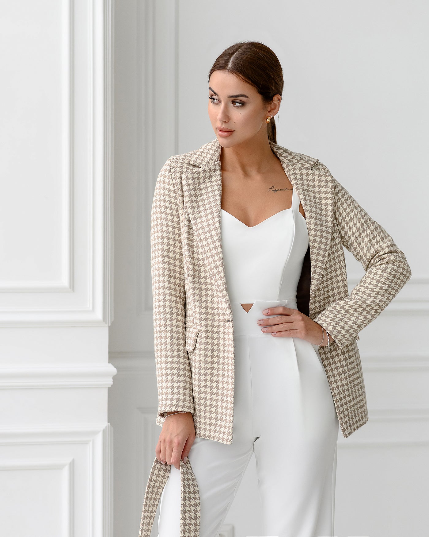 Beige Houndstooth Belted Slim-Fit Blazer (article 029)