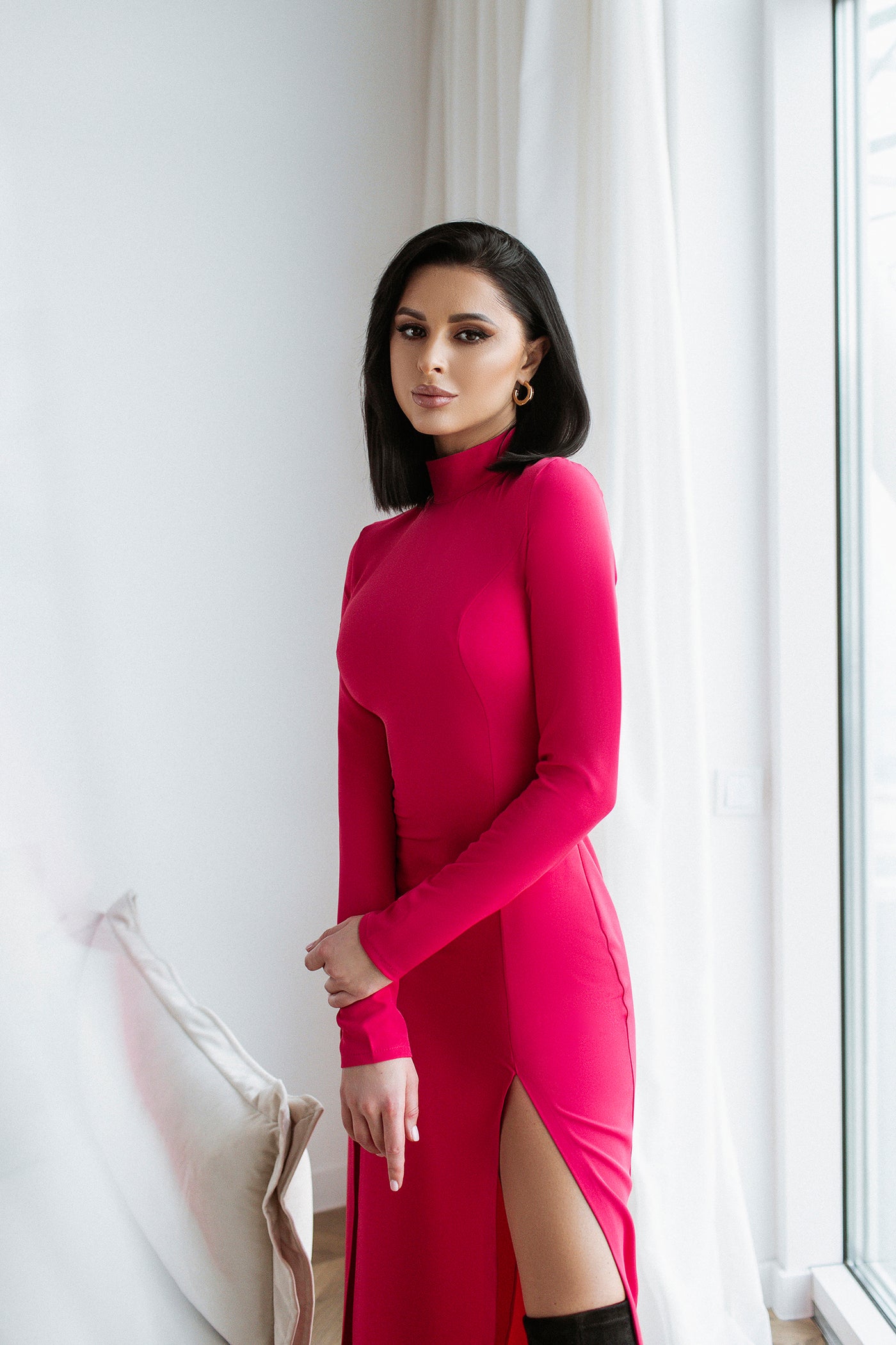 Crimson High Neck Side-Slit Midi Dress (article C359)