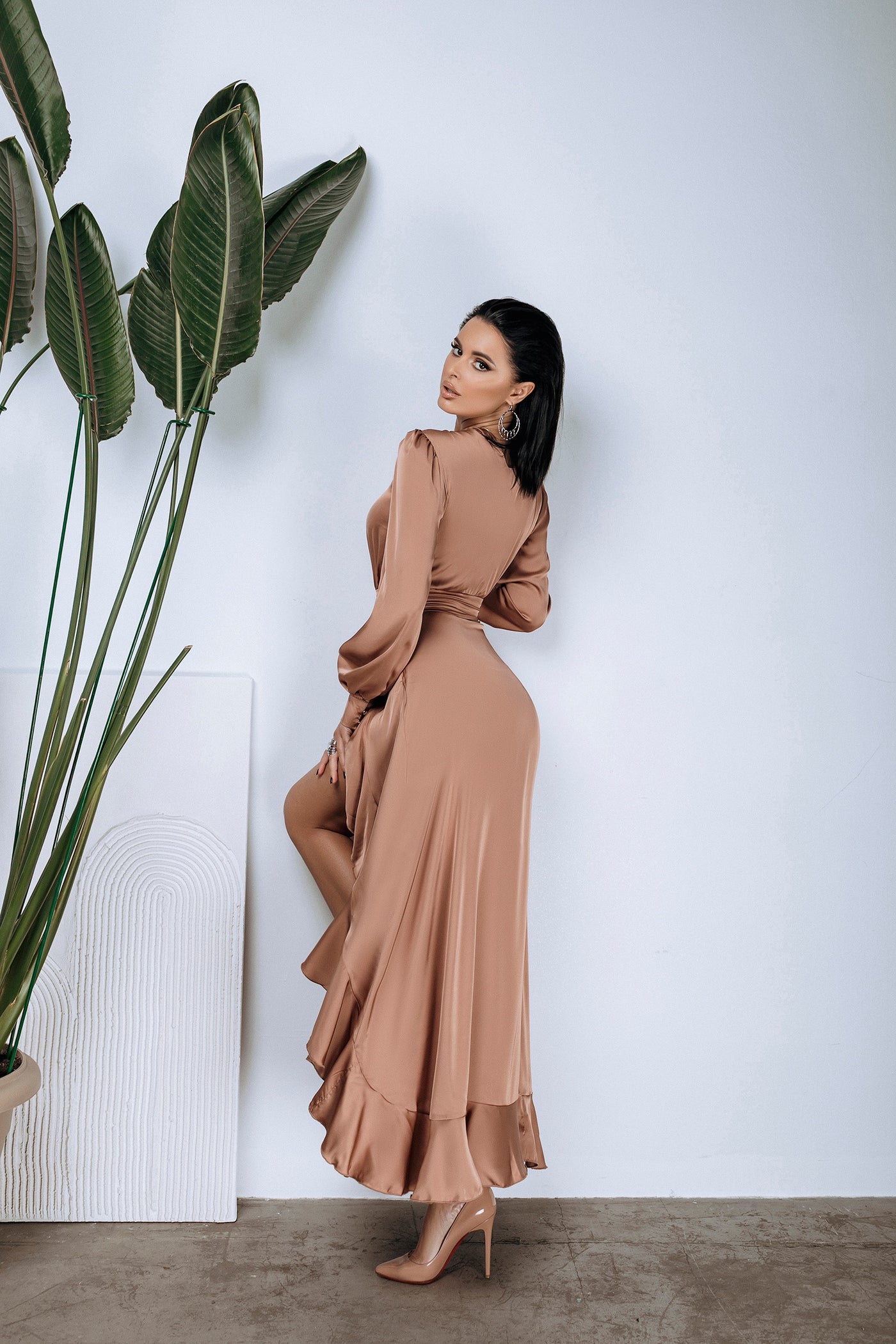 Mocco THIGH-SLIT MAXI DRESS (ARTICLE C257)