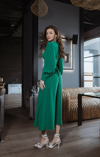 Green V-NECK BUTTONED PUFF-SLEEVE MIDI DRESS (ARTICLE C392)