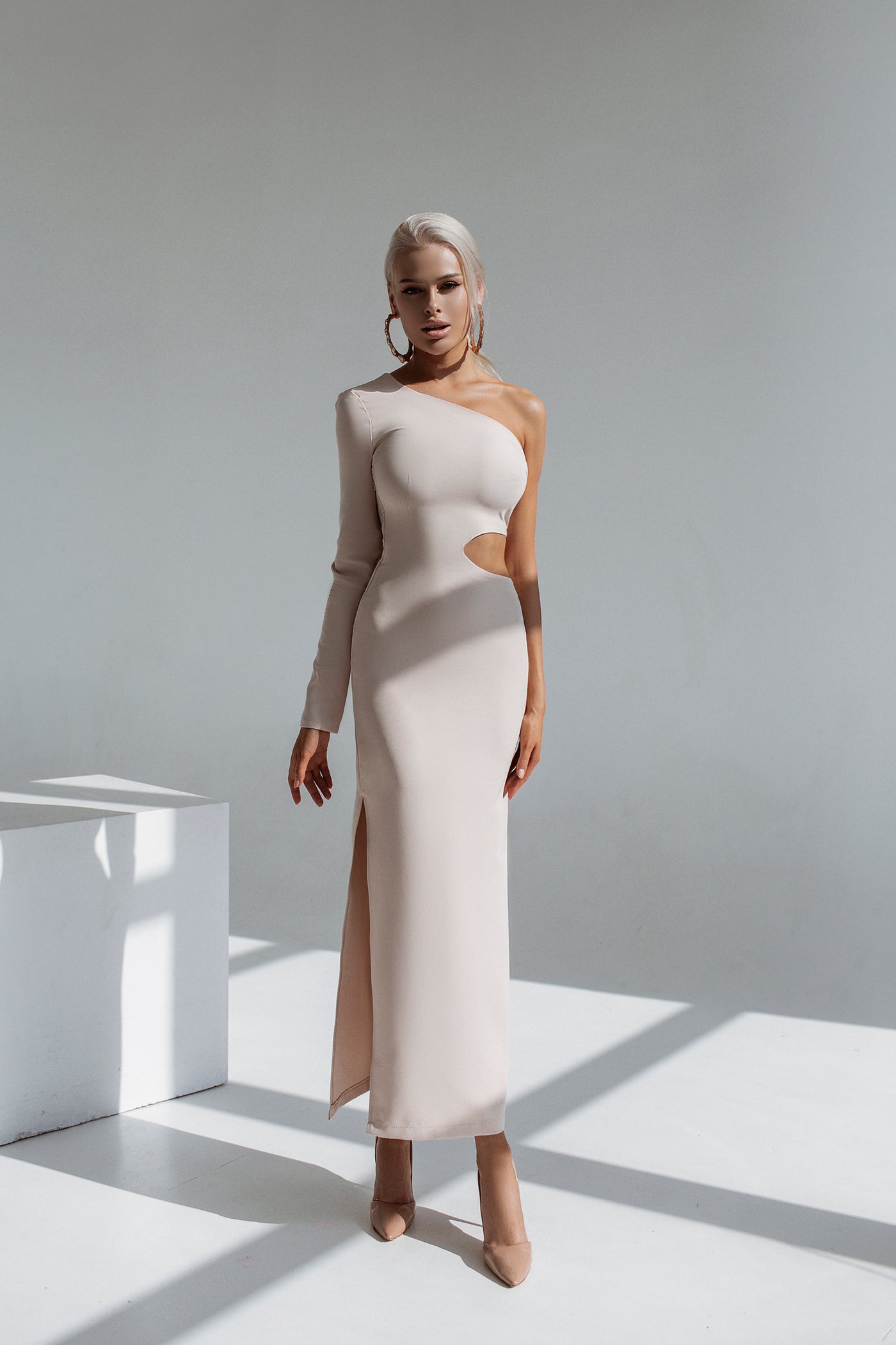 BEIGE ONE-SHOULDER MAXI DRESS (ARTICLE C363)