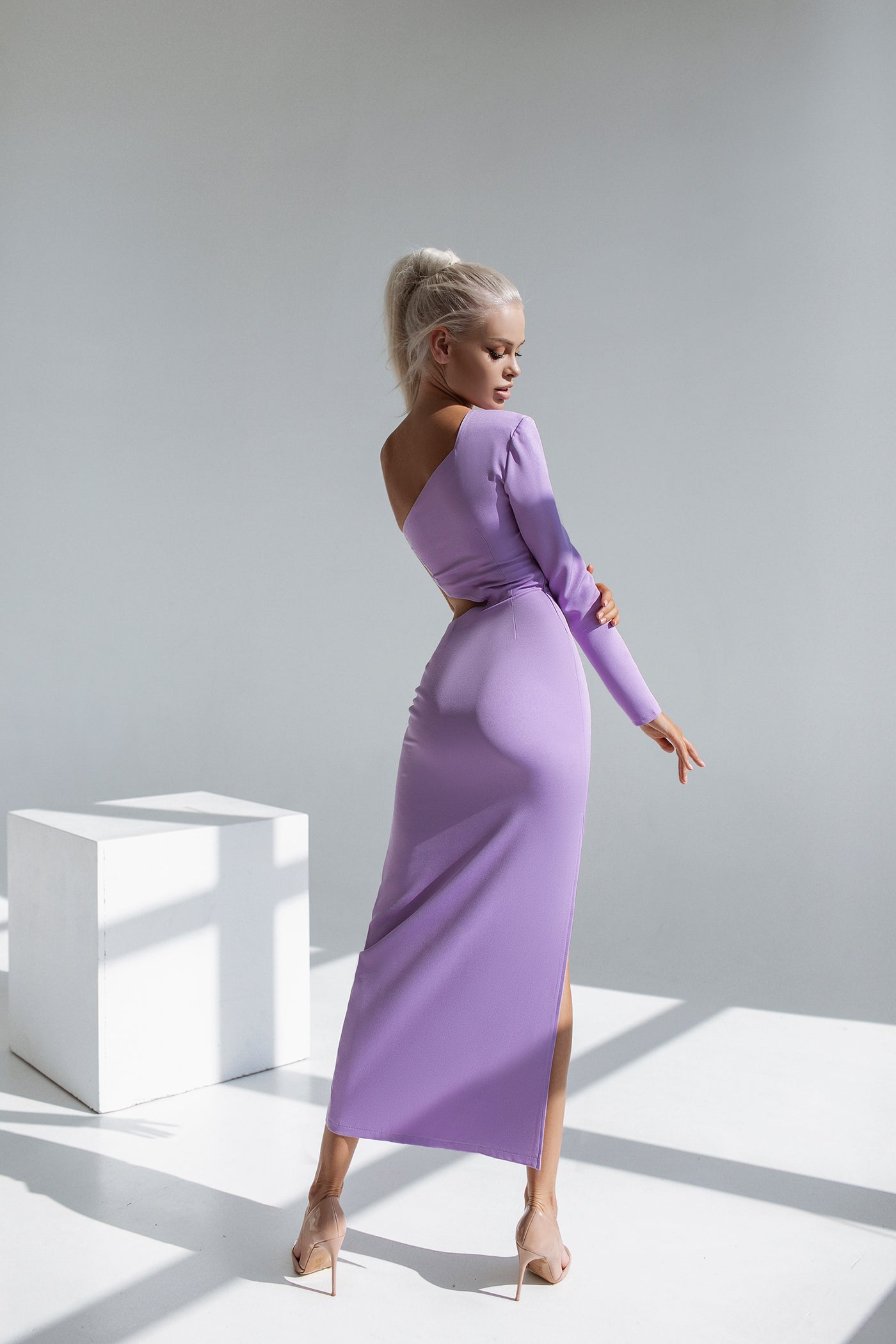 LAVENDER ONE-SHOULDER MAXI DRESS (ARTICLE C363)