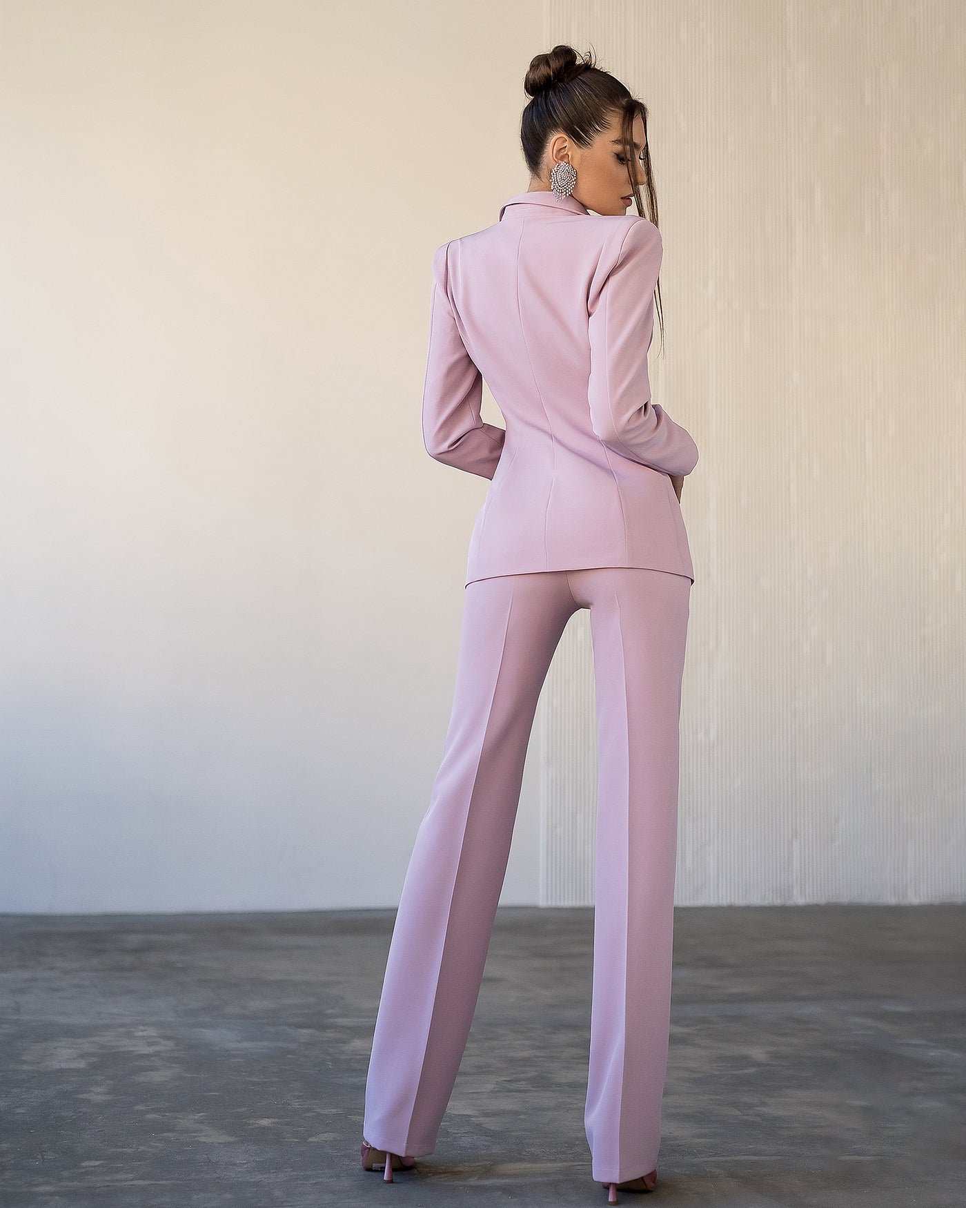 Dusty Pink Single-Breasted Suit 2-Piece (article 354)