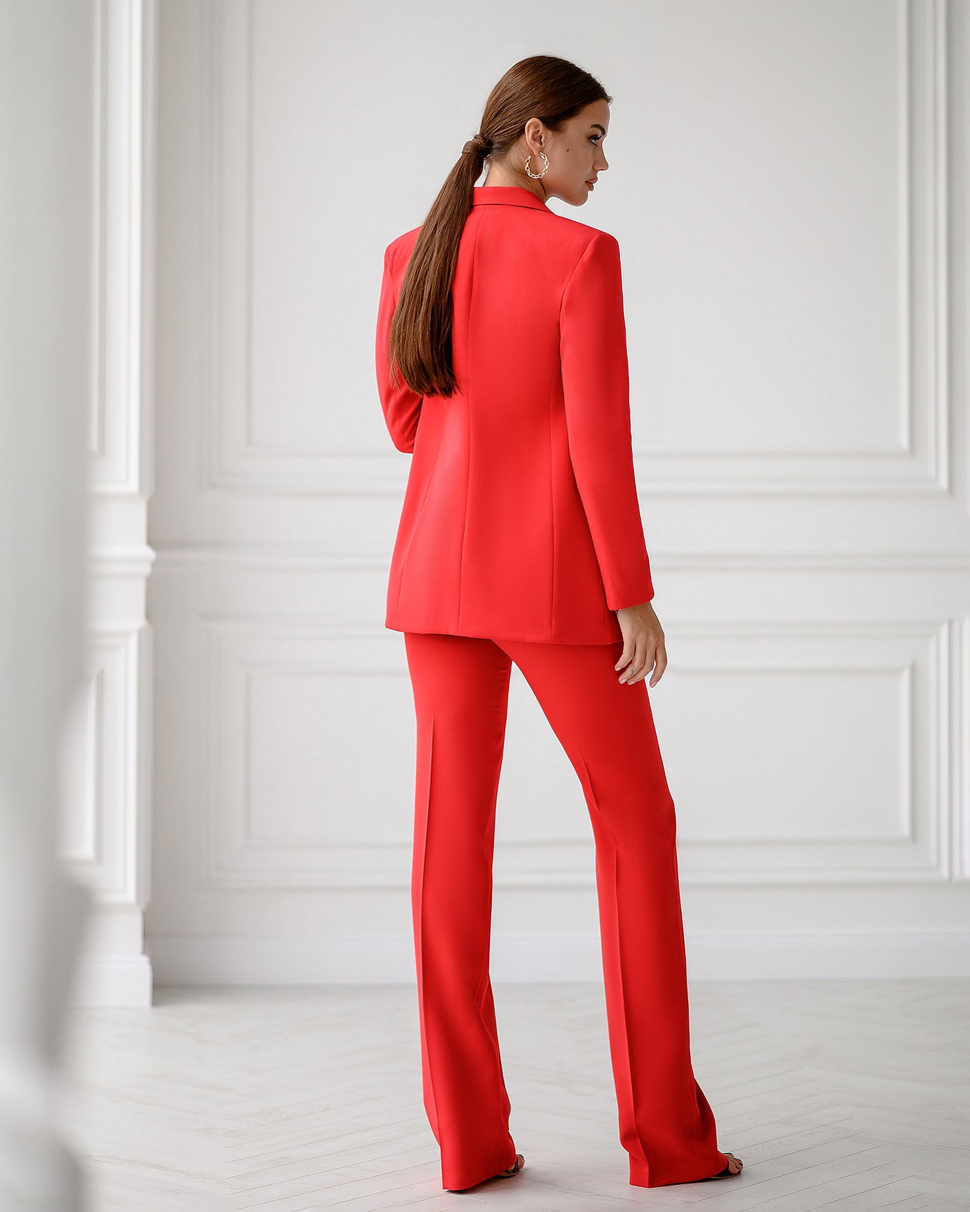 Red Regular-Fit 3-Piece Suit (article 402)