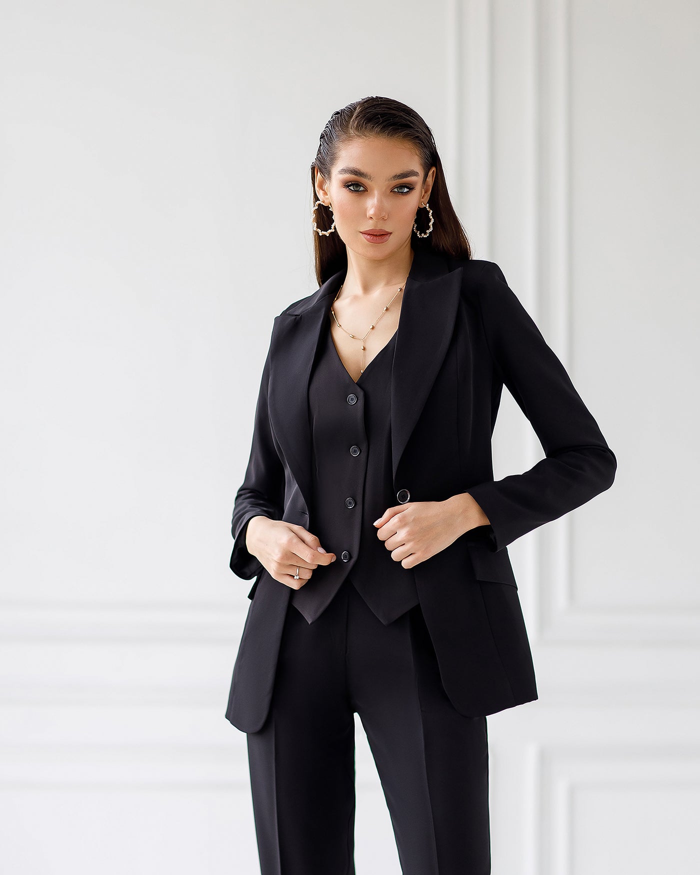 Black OFFICE SLIM-FIT 3-PIECE SUIT (ARTICLE 033)