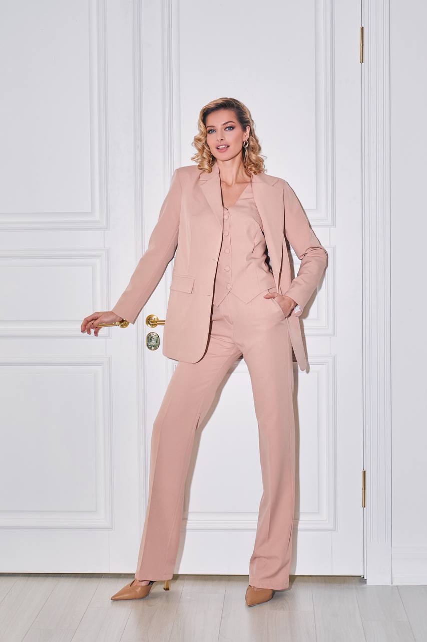 Beige Regular-Fit 3-Piece Suit (article 402)