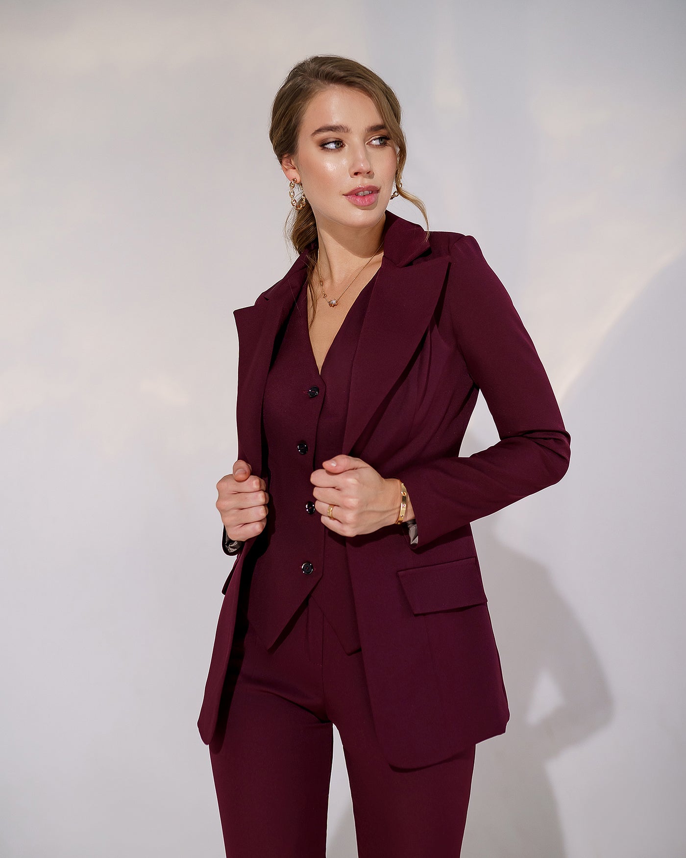 Burgundy OFFICE SLIM-FIT 3-PIECE SUIT (ARTICLE 033)