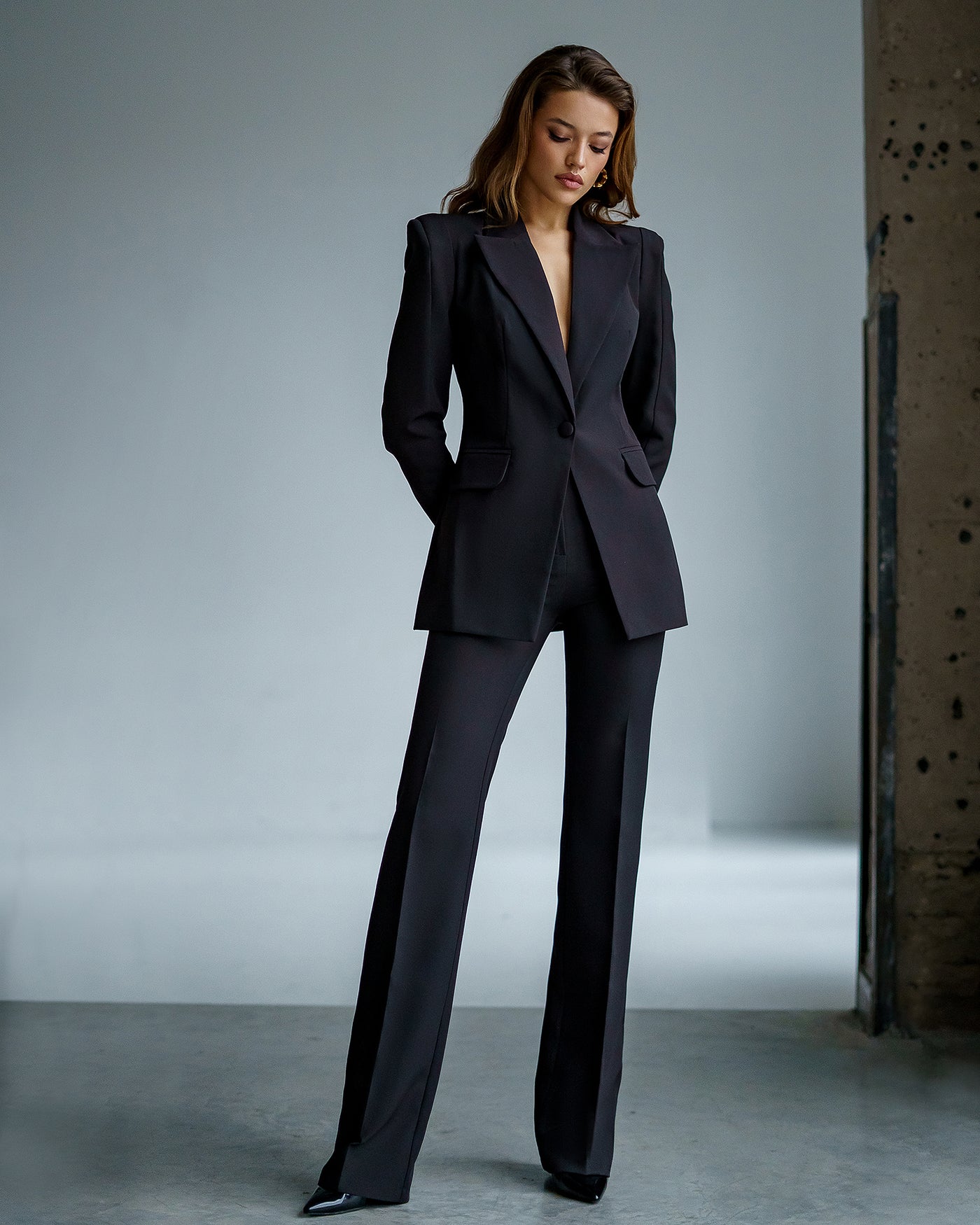 Black SINGLE-BREASTED SUIT 2-PIECE (ARTICLE 354)