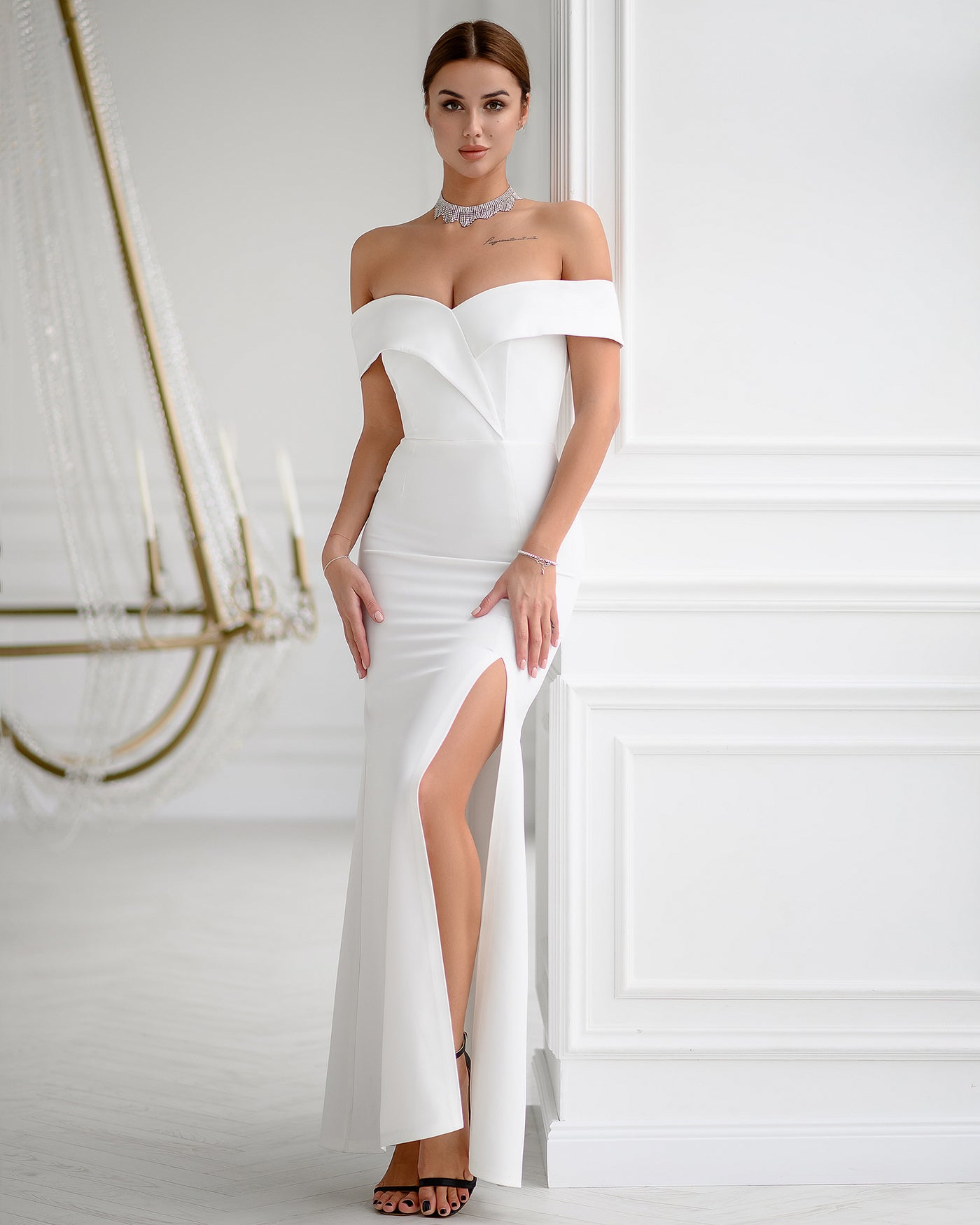 White OFF-THE-SHOULDER MAXI DRESS (ARTICLE 321)