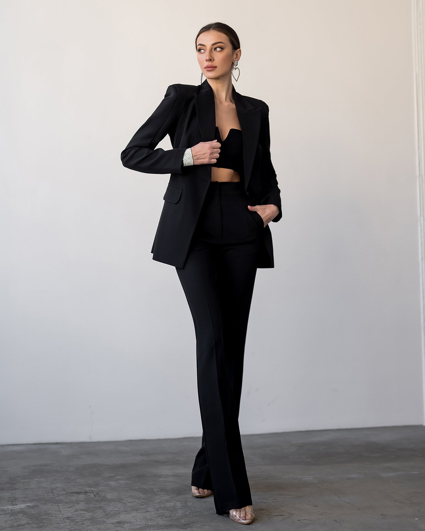 Black SINGLE-BREASTED SUIT 2-PIECE (ARTICLE 354)