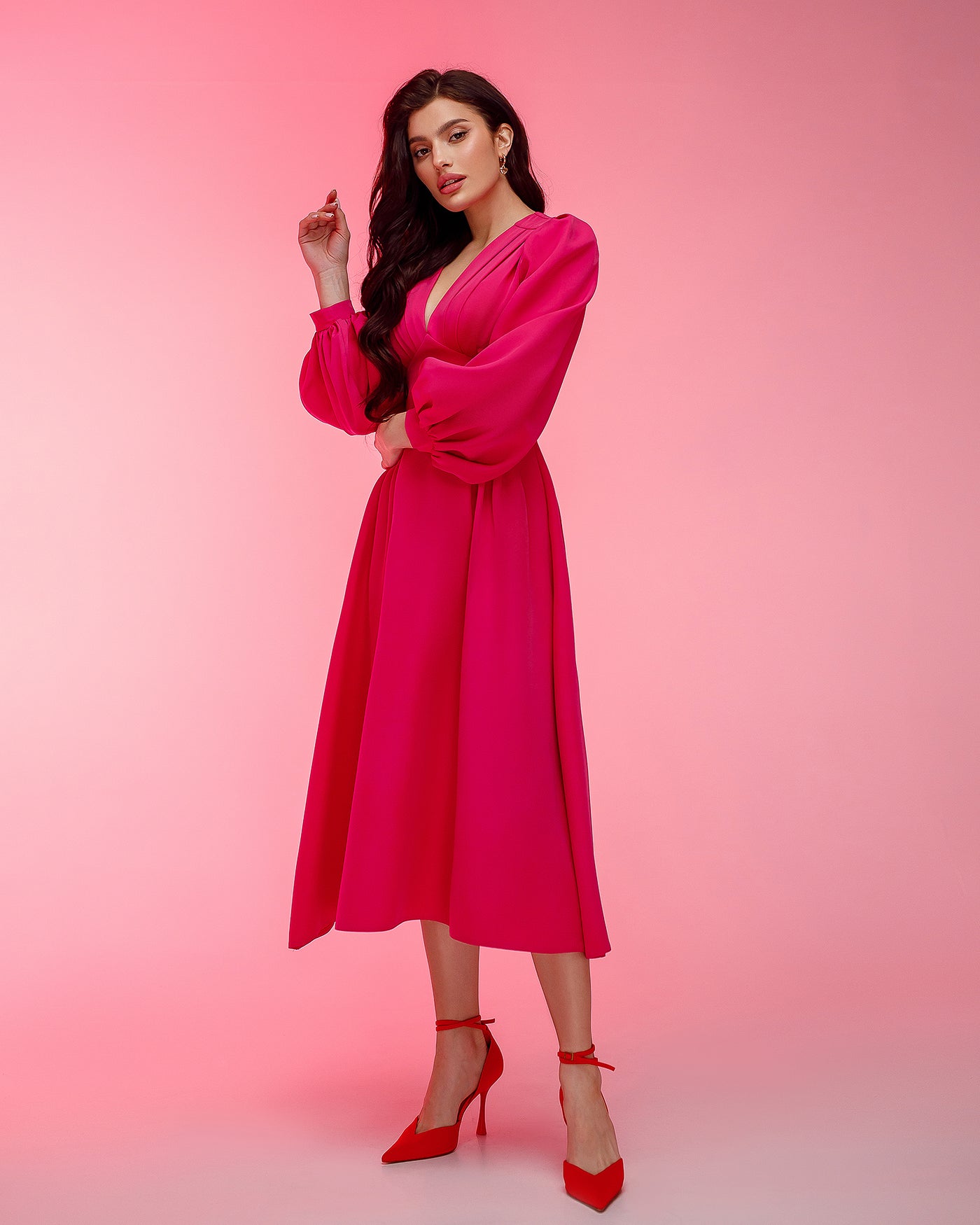 Crimson V-Neck Puff-Sleeve Midi Dress (article 352)