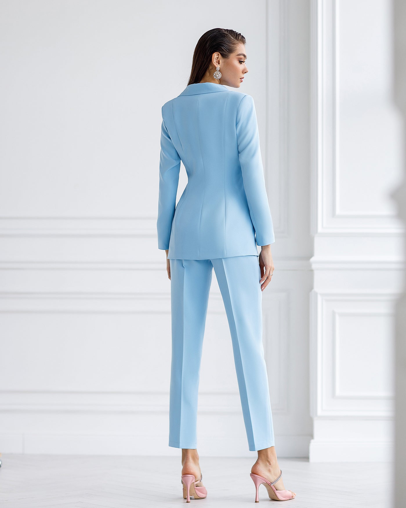 Sky-Blue Office Regular-Fit 3-Piece Suit (article 033)