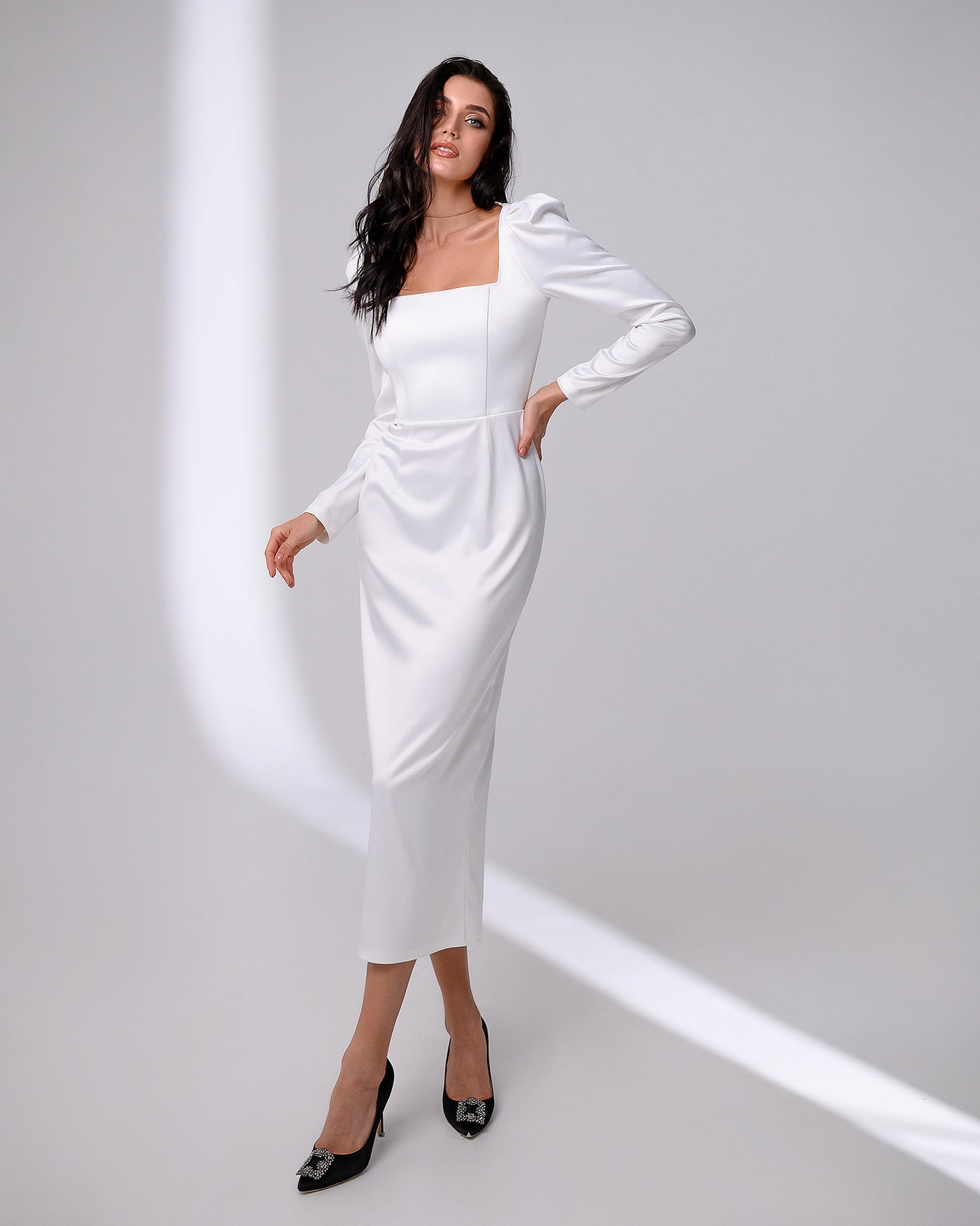 White SQUARE NECK BACKLESS MIDI DRESS (ARTICLE 324)