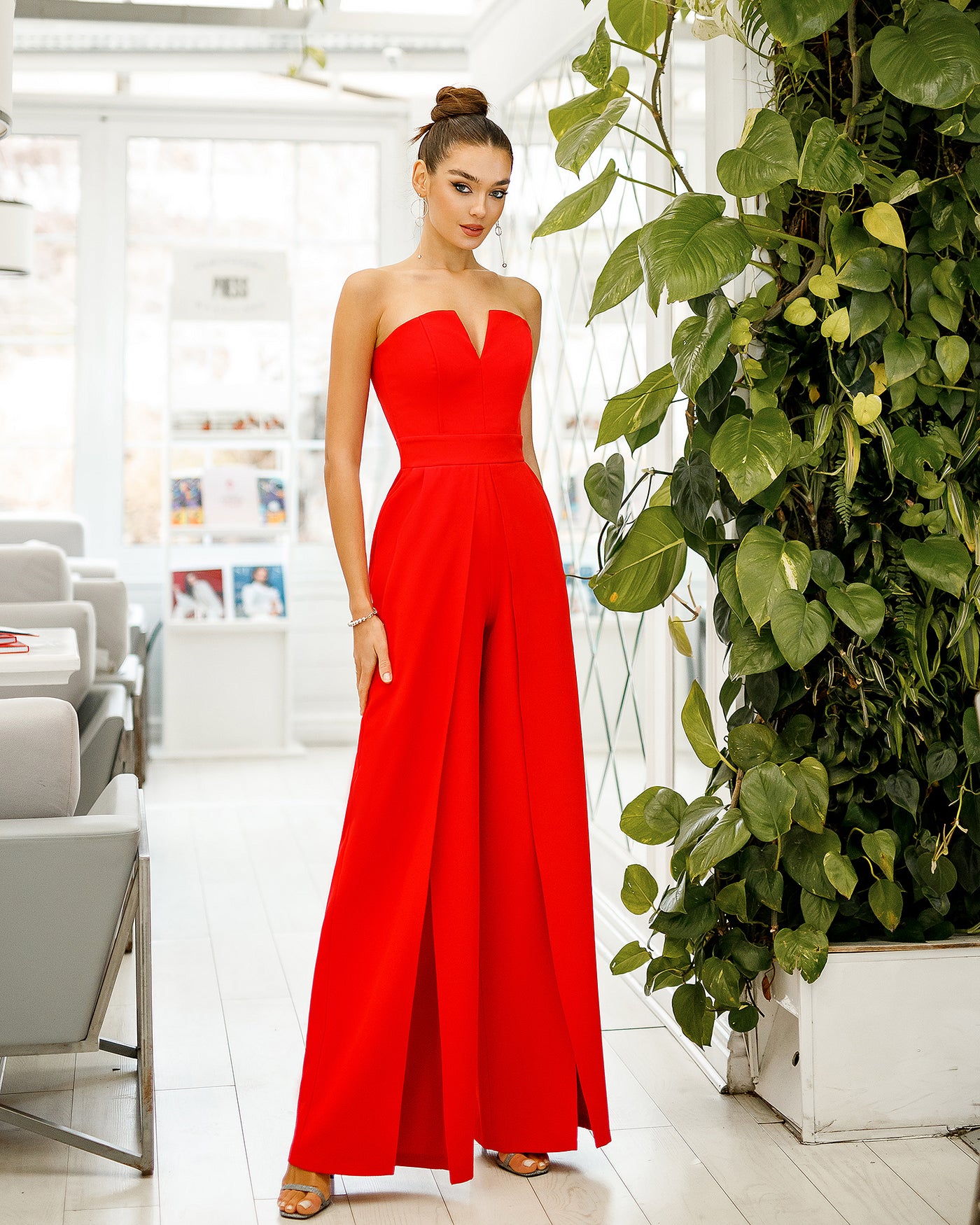 Red Strapless V-Neck Jumpsuit (article 323)