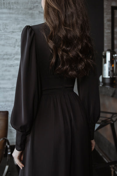 Black V-NECK BUTTONED PUFF-SLEEVE MIDI DRESS (ARTICLE C392)