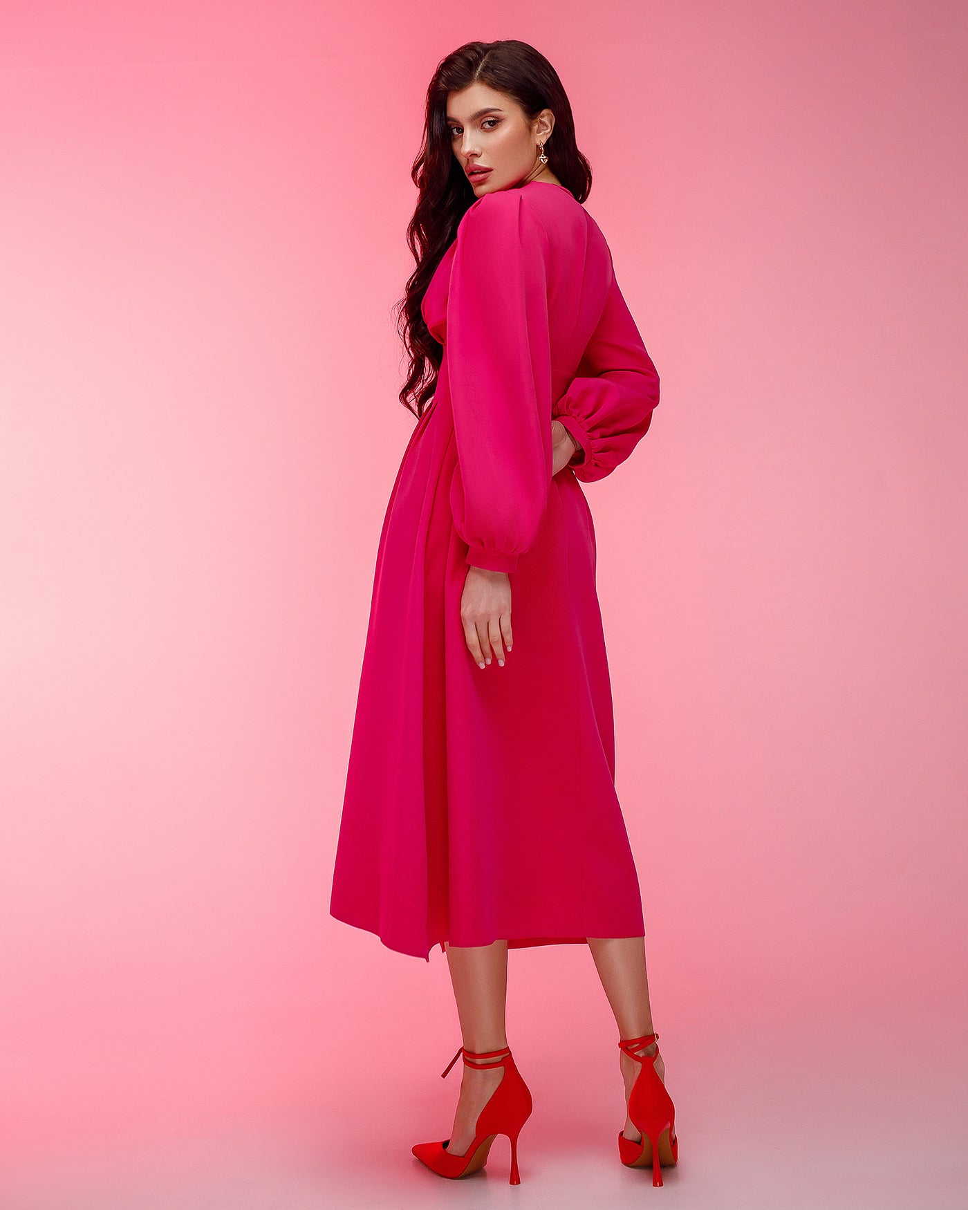 Crimson V-Neck Puff-Sleeve Midi Dress (article 352)